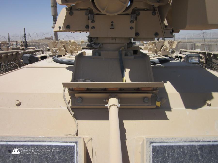 Детали экстерьера Oshkosh M-ATV 2009 года  (фото 494 из 676)